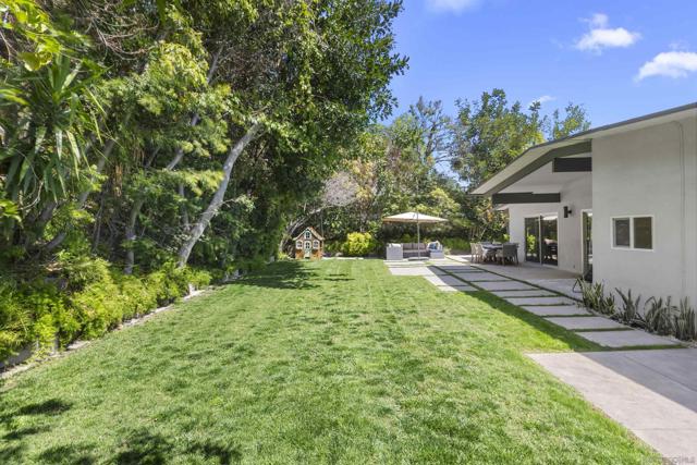 5152 College Gardens Court, San Diego CA: https://media.crmls.org/mediaz/8d3049ca-dce3-4784-ab24-d5cdcc2e6e62.jpg