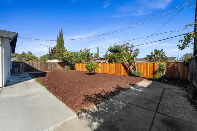 4180 Camden Avenue, San Jose CA: https://media.crmls.org/mediaz/8d31cefa-af39-4db5-8ff7-4dd4ba056143.jpg