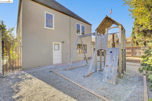 Image 54 of 60 For 850 Collier Dr