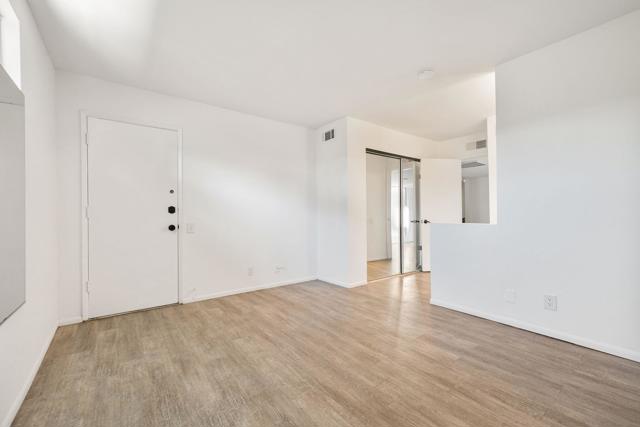 Image 16 of 45 For 79302 Montego Bay Drive 13