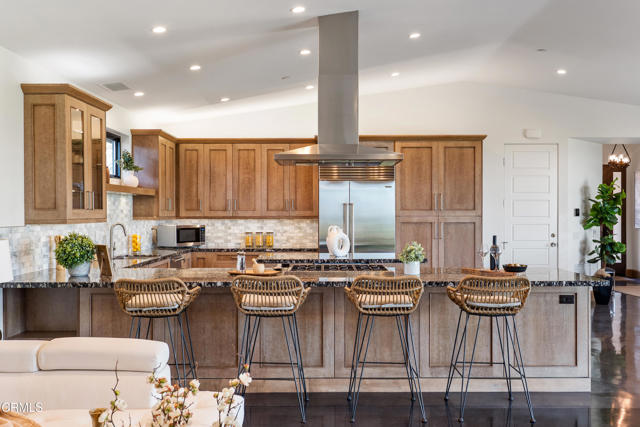 5572 Rainier Street, Ventura CA: https://media.crmls.org/mediaz/8d3252cf-8437-41b6-a2a2-2fb6c56182da.jpg