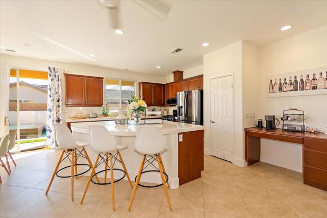 47450 Manteca Court, Indio CA: https://media.crmls.org/mediaz/8d34016c-041d-4cfd-973e-3462131cc4f0.jpg