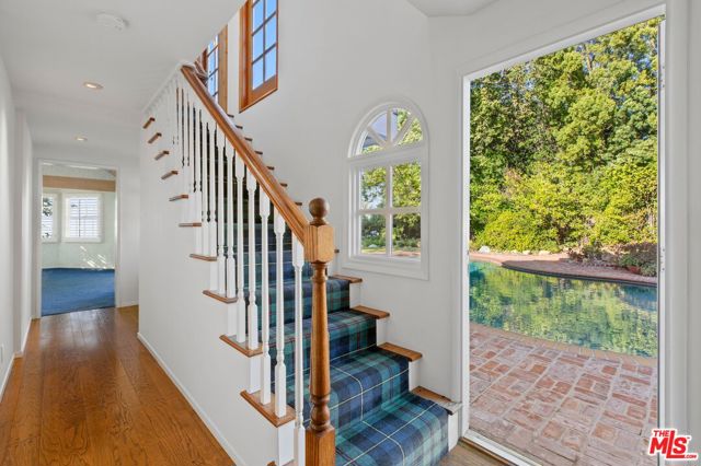 15401 Mulholland Drive, Los Angeles CA: https://media.crmls.org/mediaz/8d342144-7b5f-4b56-a6a6-1174c4f20f98.jpg