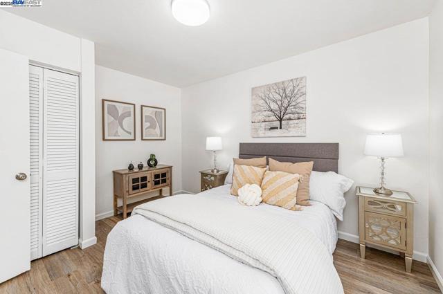 954 Crellin Rd, Pleasanton CA: https://media.crmls.org/mediaz/8d342bdc-c4c0-4b9c-ba21-1c3700da380a.jpg