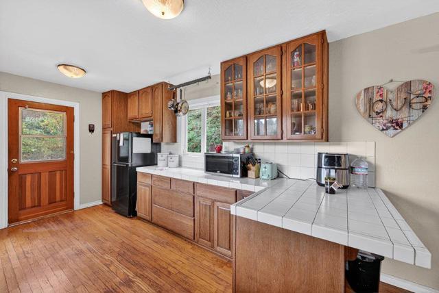 885 Larkin Valley Road, Watsonville CA: https://media.crmls.org/mediaz/8d34bdec-5528-4663-83a2-6bdd8b12a082.jpg