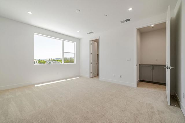 1017 Sinopia Terrace, San Ramon CA: https://media.crmls.org/mediaz/8d358876-9926-4908-9120-699e4b69c82a.jpg