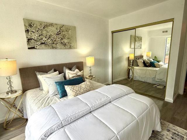900 Hillside Boulevard, Daly City CA: https://media.crmls.org/mediaz/8d35f7e5-c067-4db1-85ed-1c77a194b07b.jpg