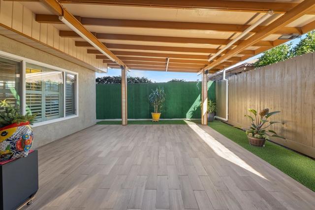 Image 22 of 27 For 10343 Greenford Dr