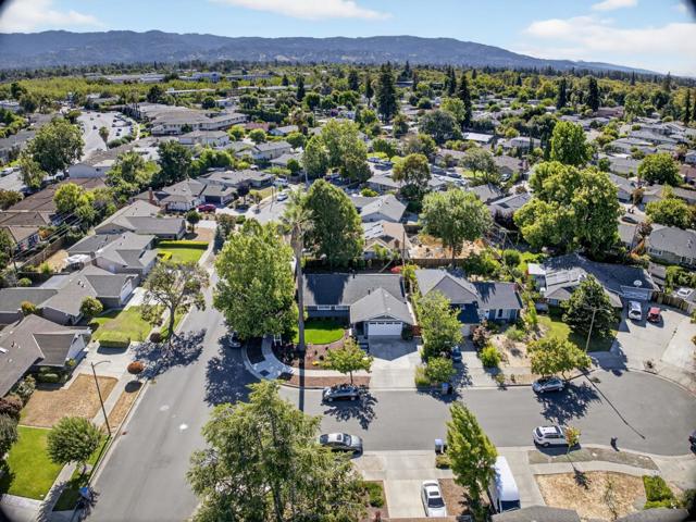 1549 Hilton Court, San Jose CA: https://media.crmls.org/mediaz/8d370804-fe47-4a70-a2d6-db3440d8baca.jpg