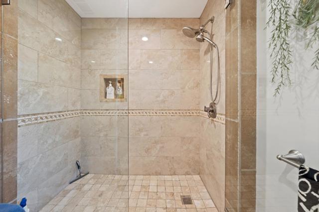 141 Camino Arroyo N, Palm Desert CA: https://media.crmls.org/mediaz/8d37997a-dcc0-45b6-8805-58b9a6889e62.jpg