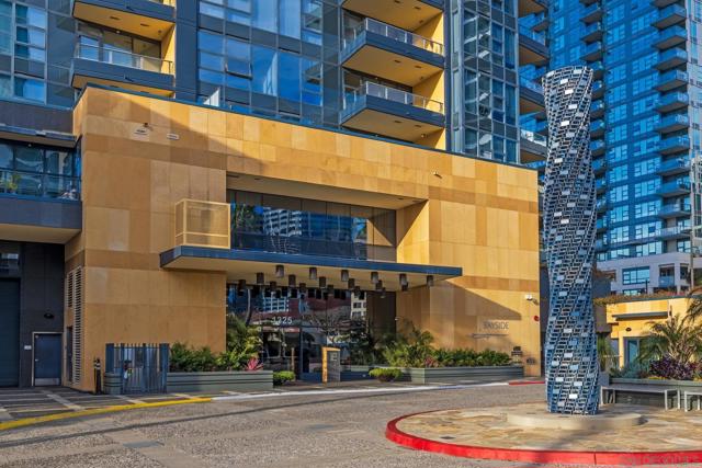 1325 Pacific Hwy, San Diego CA: https://media.crmls.org/mediaz/8d37e925-0858-4855-b60d-f11dfbc8fe7e.jpg