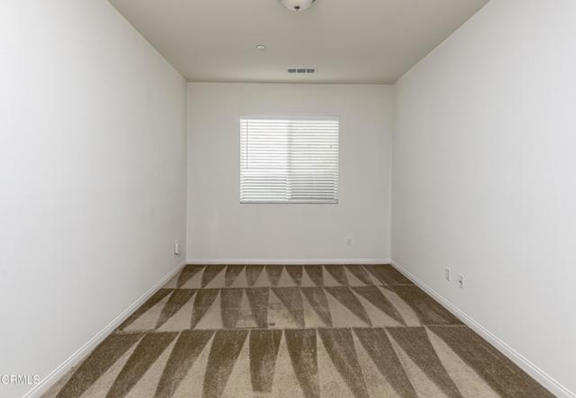 Detail Gallery Image 7 of 28 For 9814 Buckhorn Peak Dr, Bakersfield,  CA 93311 - 3 Beds | 2 Baths