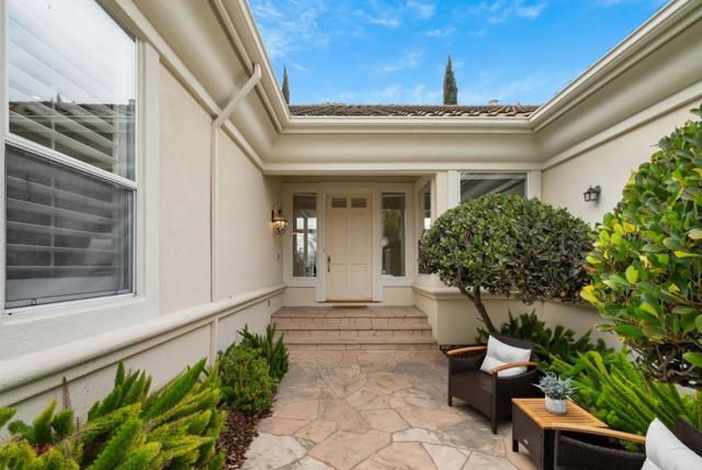 5253 Vicenza Way, San Jose CA: https://media.crmls.org/mediaz/8d3810a5-710a-4fdf-a5b6-ca8e73cf9339.jpg