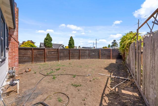630 California Street, Watsonville CA: https://media.crmls.org/mediaz/8d38fcc8-ea8d-4ed3-a0b6-6d5c8a699464.jpg