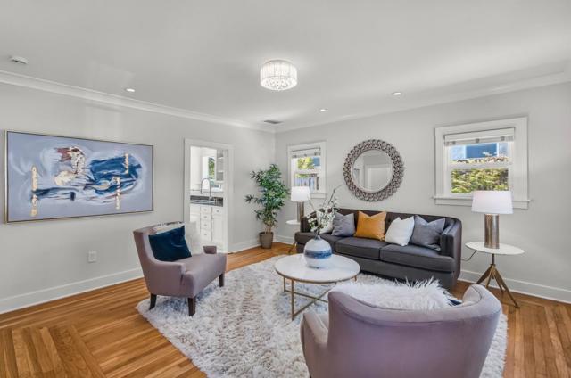 129 Olive Street, Los Gatos CA: https://media.crmls.org/mediaz/8d39025d-7e8c-4241-a4e8-771f13788f39.jpg