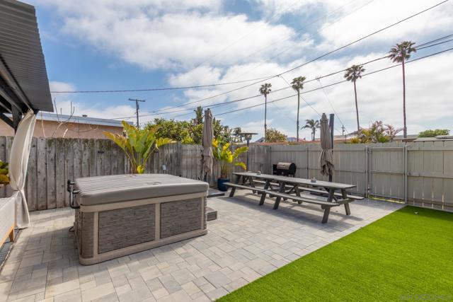 1410 California St., Imperial Beach CA: https://media.crmls.org/mediaz/8d3a4a8e-781a-42bf-9430-c455a2bf9135.jpg