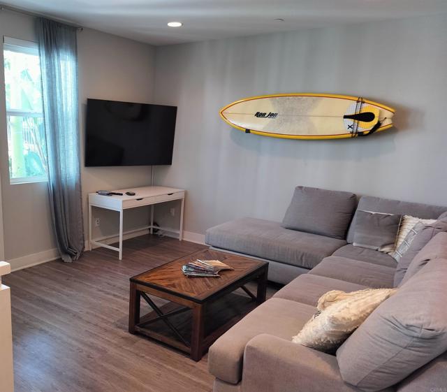 Image 3 of 32 For 1570 Vista Del Mar Way 4