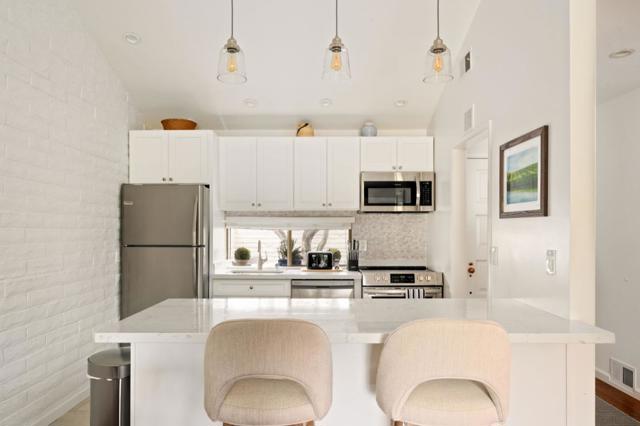 42 Fairways Drive, Napa CA: https://media.crmls.org/mediaz/8d3b174f-4e27-4c44-b97d-ee4f735cd4ae.jpg