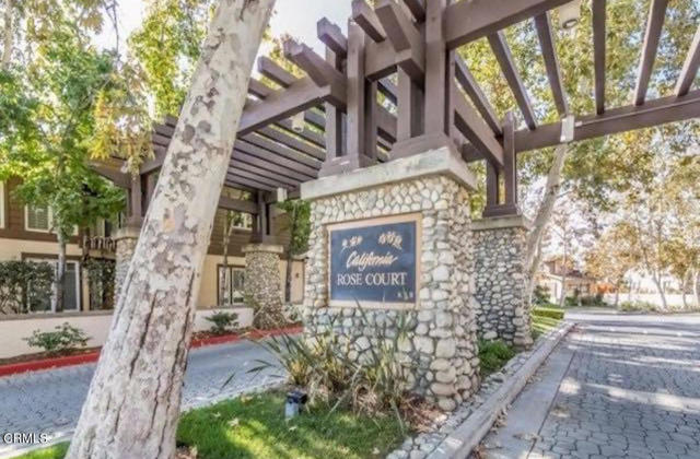 2759 Butter Creek Drive, Pasadena CA: https://media.crmls.org/mediaz/8d3c00bb-966a-4b6c-93bb-33a93f195396.jpg