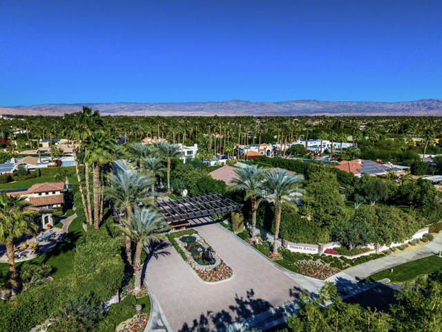 40440 Morningstar Road, Rancho Mirage CA: https://media.crmls.org/mediaz/8d3c71af-dfb5-42eb-8153-bcc74895facd.jpg