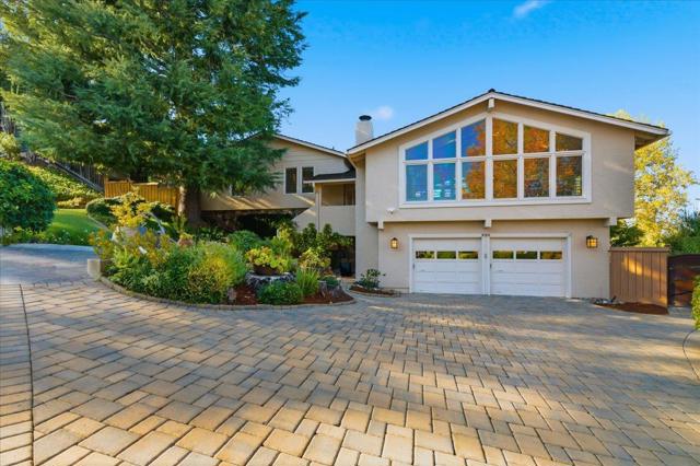 920 Oxford Drive, Los Altos CA: https://media.crmls.org/mediaz/8d3d5fc2-f3e4-425f-a0f0-3f228e6f6e79.jpg