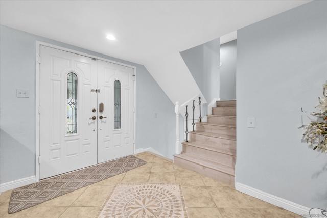 1521 Del Norte Dr, Corona CA: https://media.crmls.org/mediaz/8d3d6ac9-f9d8-4858-b6f5-10af3159b57f.jpg