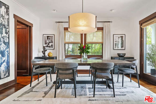 14318 Valley Vista Boulevard, Sherman Oaks CA: https://media.crmls.org/mediaz/8d3de458-b5ba-4099-930b-ec1e1abd6666.jpg