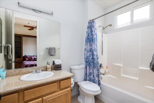 Image 27 of 61 For 49645 Redford Way