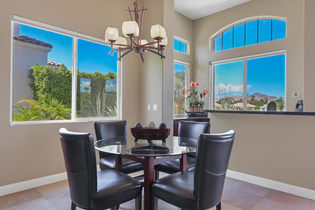 50405 Verano Drive, La Quinta CA: https://media.crmls.org/mediaz/8d3f5551-5298-4618-b845-09e3a5ba5d94.jpg