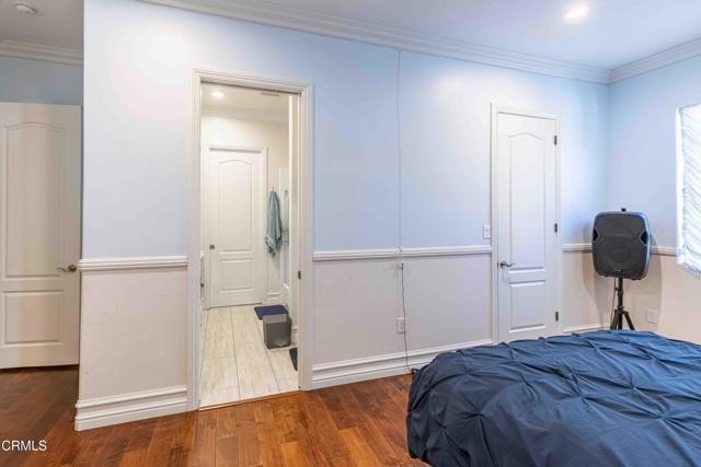 3007 Springbank Court, Bakersfield CA: https://media.crmls.org/mediaz/8d404901-2ba2-438c-905b-a18a13c9e822.jpg