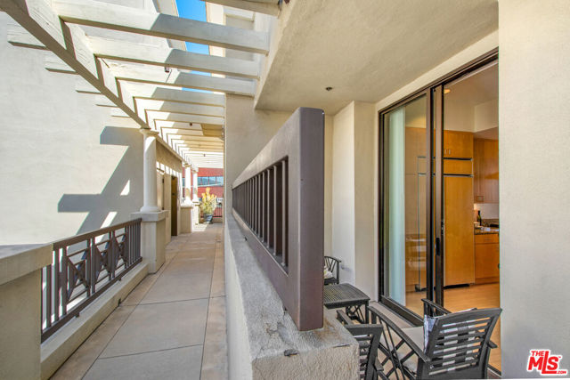 11847 Gorham Avenue, Los Angeles CA: https://media.crmls.org/mediaz/8d41305e-b108-4ad5-ad93-1a8654a2211c.jpg