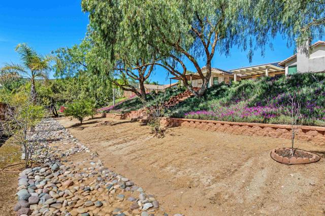 Image 40 of 51 For 23553 Daylight Place