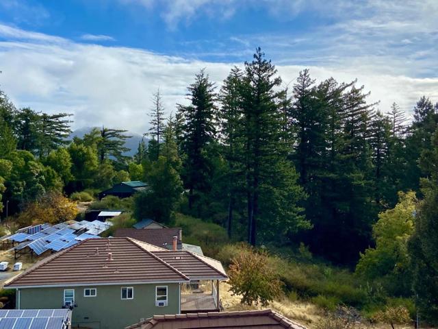 25300 Loma Prieta Avenue, Los Gatos CA: https://media.crmls.org/mediaz/8d41d056-ddd3-4389-83d0-512371e73081.jpg