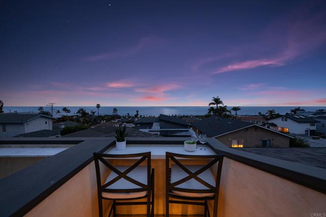 Detail Gallery Image 3 of 36 For 2172 Glasgow Ave, Cardiff By The Sea,  CA 92007 - 3 Beds | 3/1 Baths