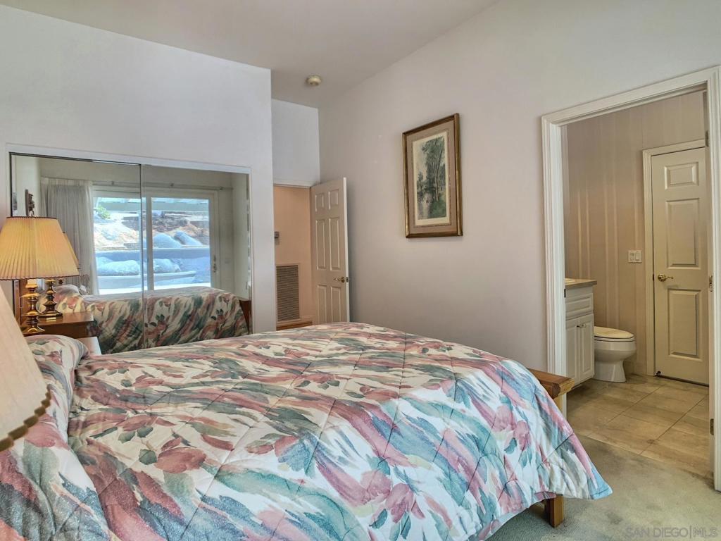 MLS #250034393SD img 47