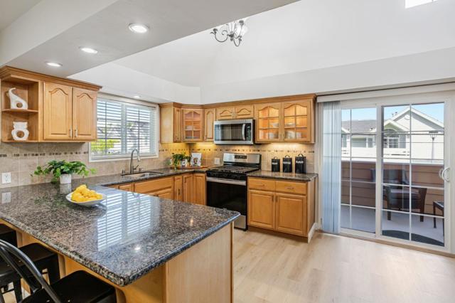 10090 Pasadena Avenue, Cupertino CA: https://media.crmls.org/mediaz/8d425c98-0327-4321-a286-d8100caee665.jpg