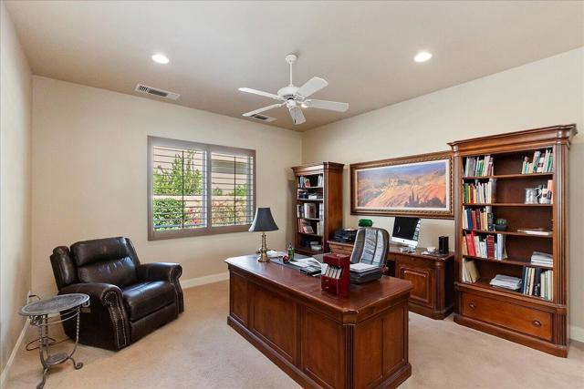 55830 Cherry Hills Drive, La Quinta CA: https://media.crmls.org/mediaz/8d426380-1b2a-46fa-b45e-a5c2a0e1a436.jpg