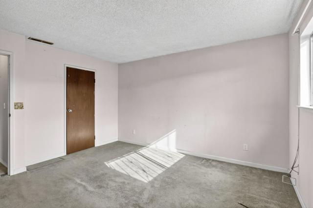 290 Zurich, Watsonville CA: https://media.crmls.org/mediaz/8d42d1dd-820d-4da7-af5d-f152537e52db.jpg