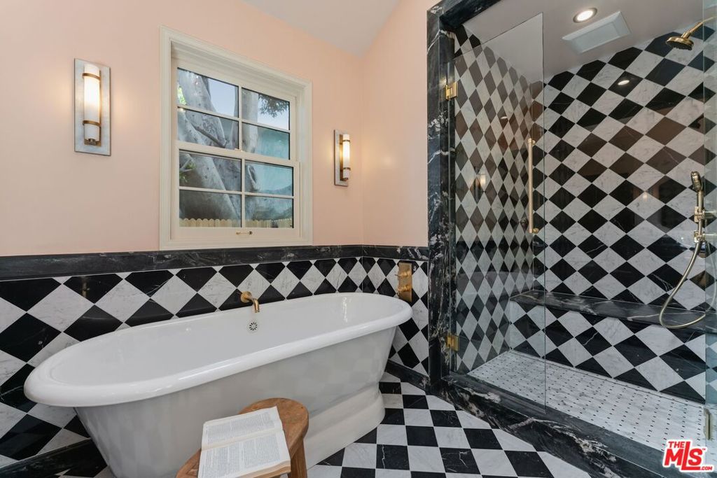 MLS #26868629 image #42