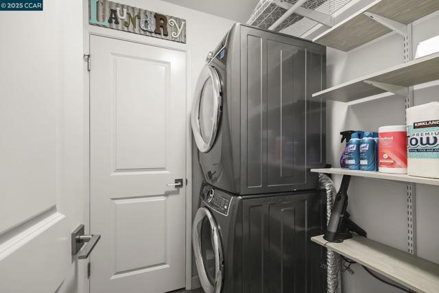 1169 Discovery Way, Concord CA: https://media.crmls.org/mediaz/8d45c6ee-59f1-4207-a71a-4cba1f3a7623.jpg