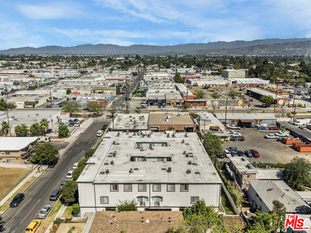 Image 20 of 32 For 5330 Satsuma Avenue