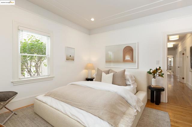 479 41st St, Oakland CA: https://media.crmls.org/mediaz/8d47295b-87bc-4f66-8ae1-3951afdd33ae.jpg