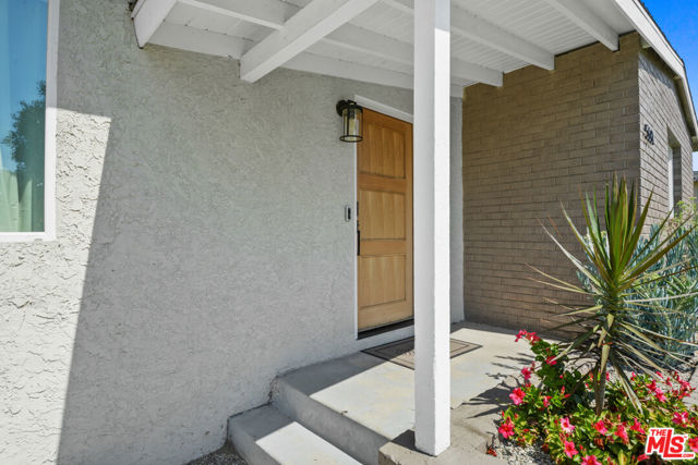 5681 E Vernon Street, Long Beach CA: https://media.crmls.org/mediaz/8d47697d-db6c-4b8d-947a-ae77d470e0e7.jpg