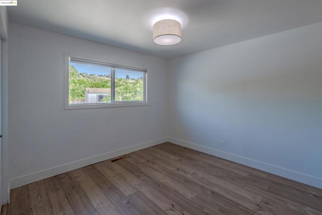 3354 S Francisco Way, Antioch CA: https://media.crmls.org/mediaz/8d486e90-5229-4840-bec8-7e78df2a672c.jpg