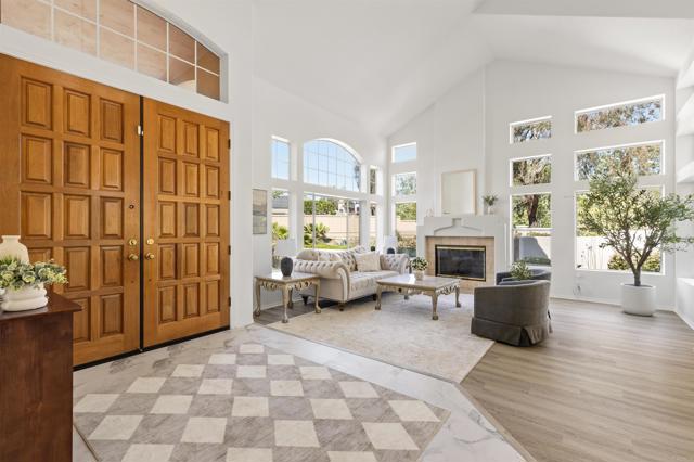 Detail Gallery Image 18 of 60 For 16883 Saint Andrews Dr, Poway,  CA 92064 - 5 Beds | 5/1 Baths