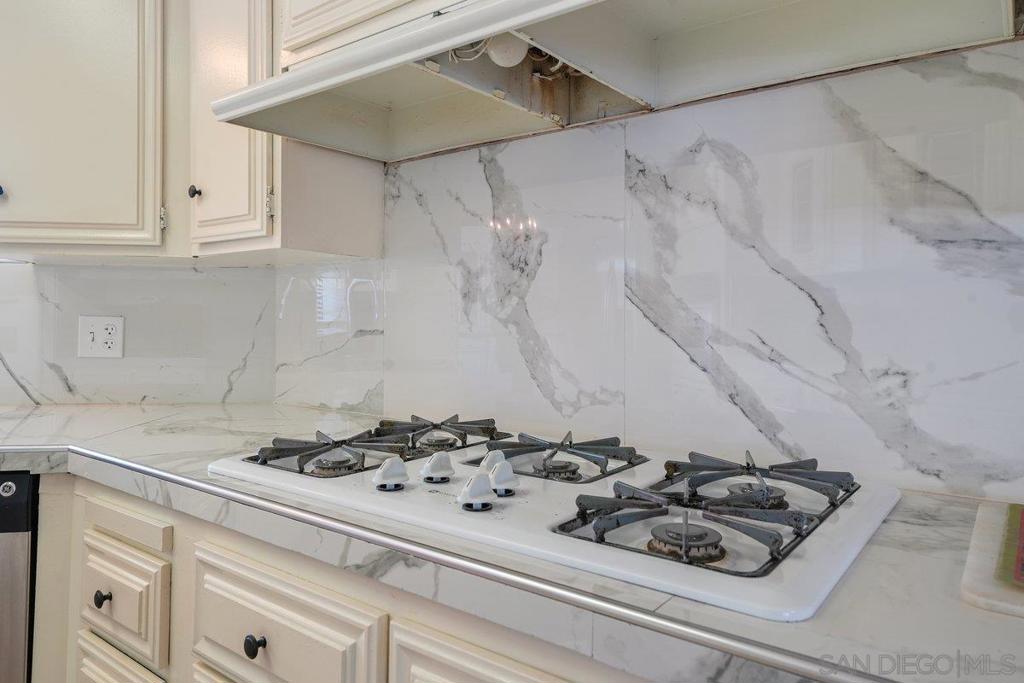 MLS #250034616SD image #14