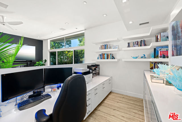 MLS #25615433 image #9