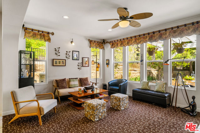 2321 Sunny Point Street, Thousand Oaks CA: https://media.crmls.org/mediaz/8d4cf9d6-db59-4d87-b977-2aecd2933346.jpg