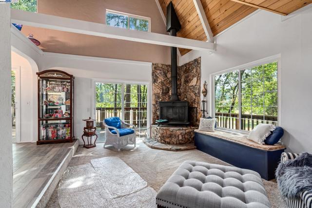 Image 14 of 42 For 23875 Marshall Way