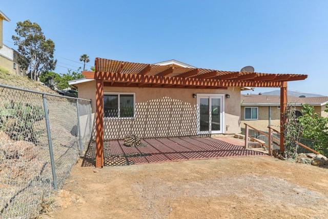 1230 Ramona Avenue, Spring Valley CA: https://media.crmls.org/mediaz/8d508883-0352-45bf-9dab-51975ef31063.jpg
